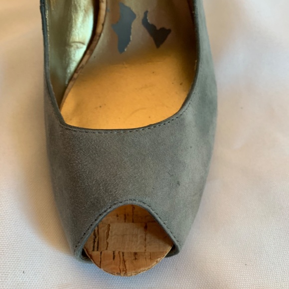 Guess By Marciano Gray Suede Feel Open Toe Heels with Cork Look Heels! - Picture 4 of 13